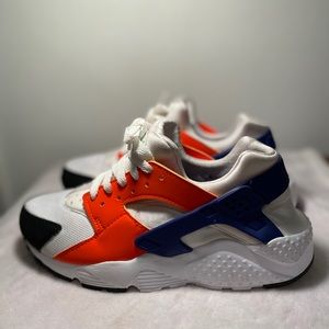 Huarache Run GS ‘White Blue Orange’
